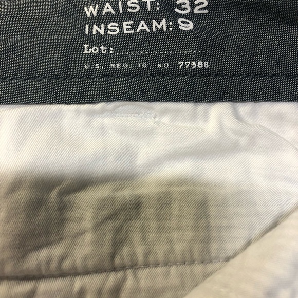 J. Crew men’s Shorts size 32 - Picture 7 of 10